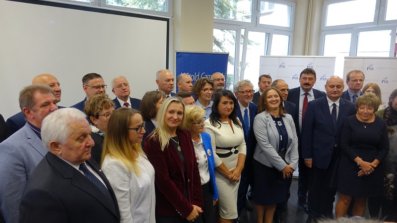 Zenon Chojnacki obiecuje most, kryte lodowisko i urzędy czynne do 18.00