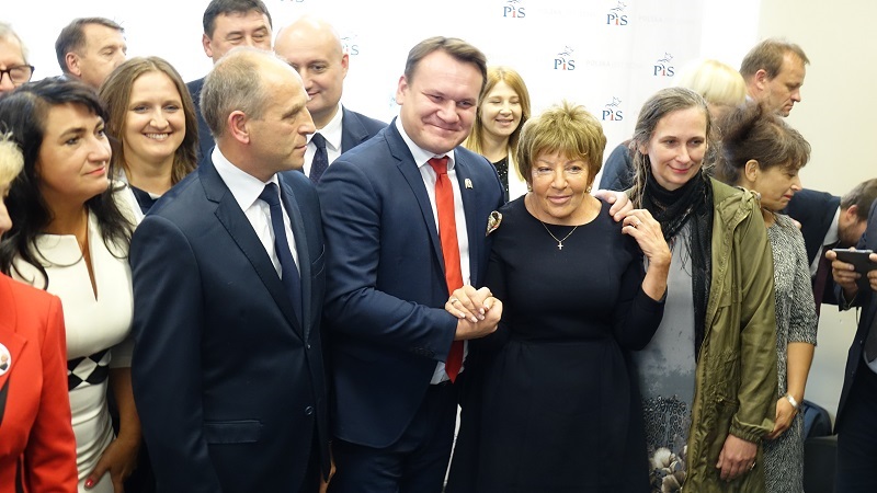 Zenon Chojnacki obiecuje most, kryte lodowisko i urzędy czynne do 18.00
