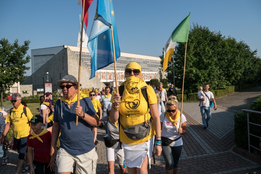 Nietypowa pielgrzymka w czasie pandemii. Po raz 30. wyruszyli na Jasną Górę