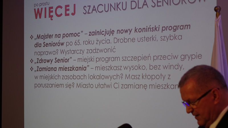 „Majster na pomoc” dla seniorów i darmowe przejazdy dla młodzieży