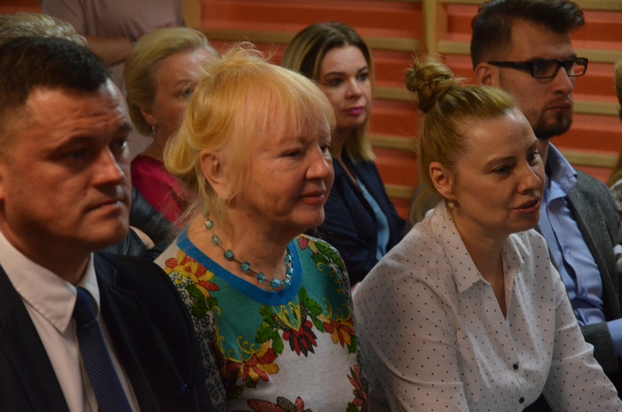 Patronka odwiedziła szkołę. Podstawówka w Żdżarach świętowała 105. urodziny