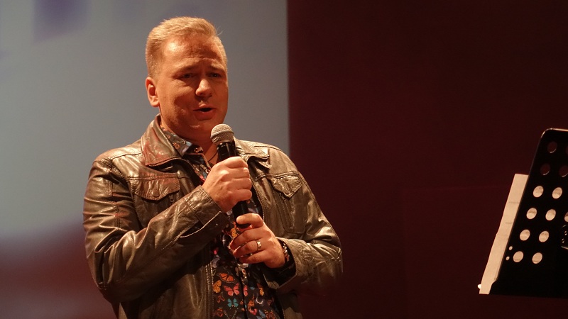 Mogli zaśpiewać w Opolu, a wybrali Konin. Koncert „Chodź pomaluj mój świat” już po raz dwunasty