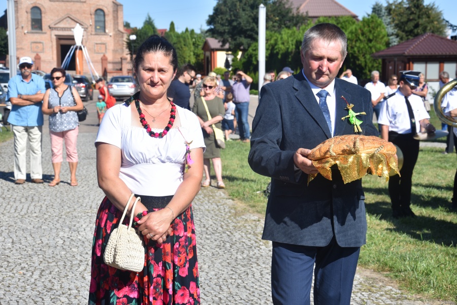 Mieszkańcy gminy podziękowali rolnikom za trud, wysiłek i oddanie