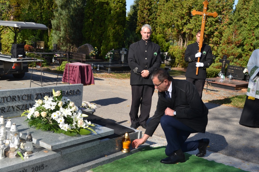 Miasto pożegnało martwo narodzone dzieci. Drugi pochówek na konińskim cmentarzu