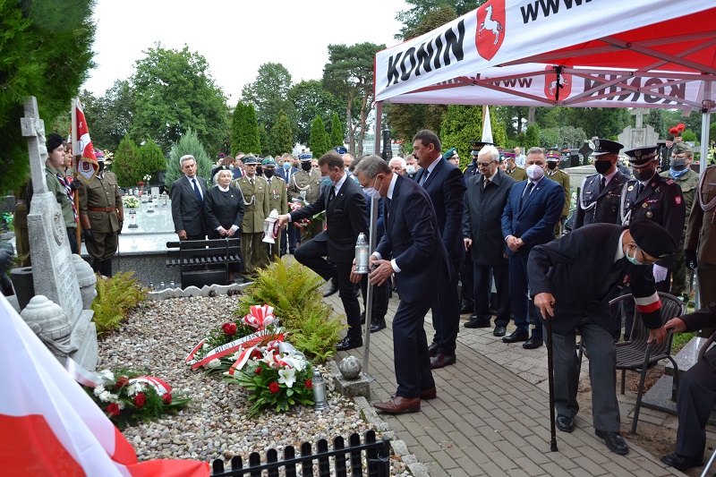 Uczczono 81. rocznicę wybuchu II wojny światowej. Tym razem na cmentarzu przy Kolskiej