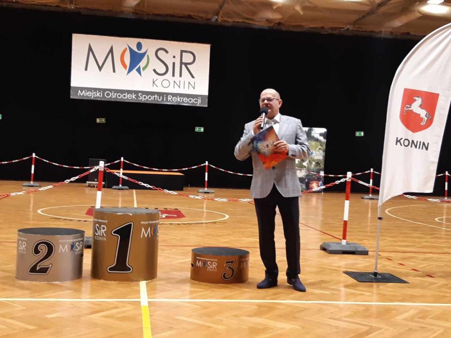 Wręczono nagrody młodym sportowcom. „Trójka” z tytułem