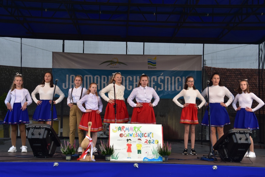 Pogoda im niestraszna. Trwa 8. Jarmark Ochweśnicki