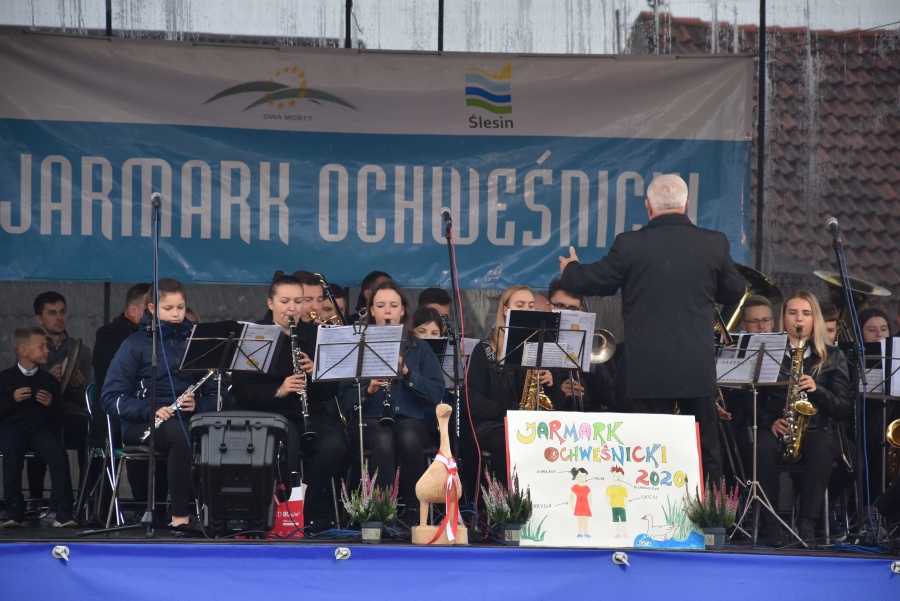 Pogoda im niestraszna. Trwa 8. Jarmark Ochweśnicki
