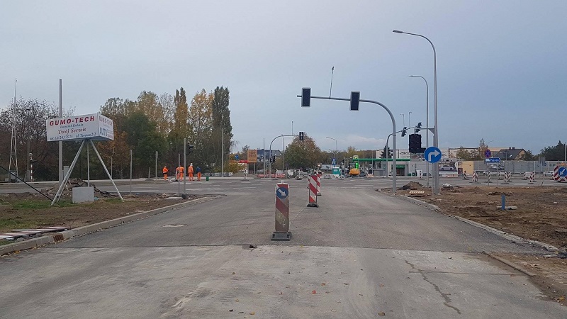 Dzisiaj i jutro zniknie część utrudnień dla kierowców. Kiedy pojedziemy nowym wiaduktem?