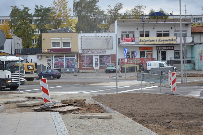 Dzisiaj i jutro zniknie część utrudnień dla kierowców. Kiedy pojedziemy nowym wiaduktem?