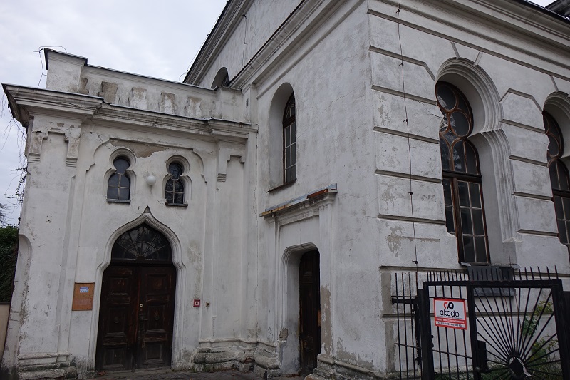 Bez wychodzenia z domu można zobaczyć, jak teraz wygląda synagoga