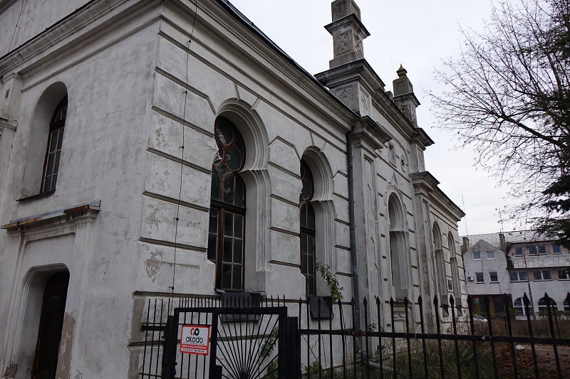 Bez wychodzenia z domu można zobaczyć, jak teraz wygląda synagoga