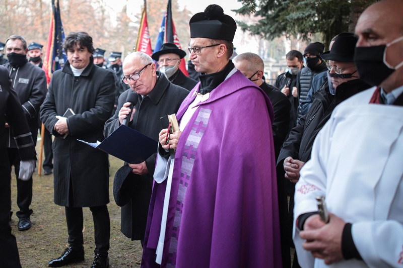 W swoją pracę wnosił spokój i harmonię. Pożegnano proboszcza parafii św. Doroty w Licheniu