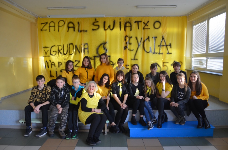 Dzieci listy piszą. W „dwunastce” trwa maraton Amnesty International