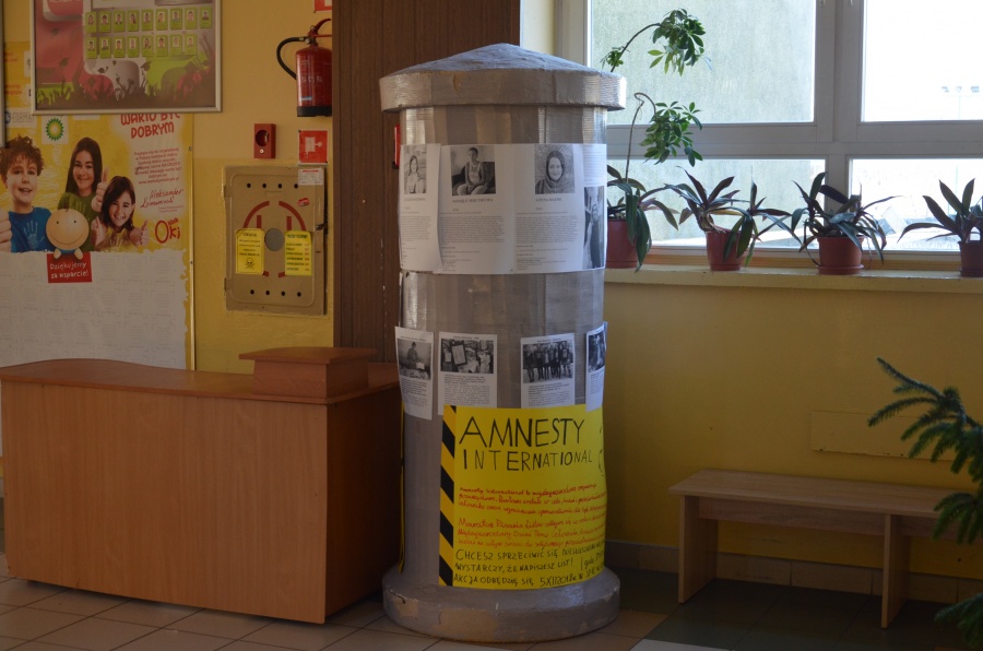 Dzieci listy piszą. W „dwunastce” trwa maraton Amnesty International