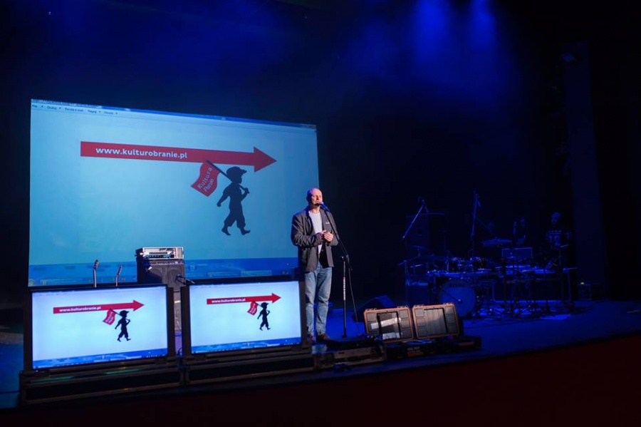 800 uczniów wzięło udział w warsztatach profilaktycznych. To nowa odsłona Rocka z Mikołajem