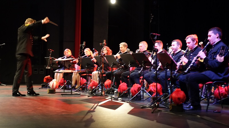 Orkiestra grała dla górników. Pełna sala na koncercie barbórkowym