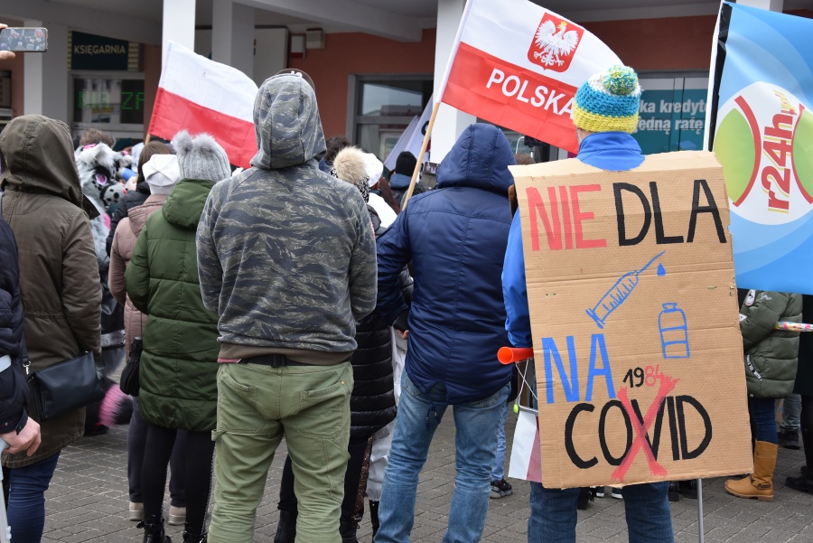 Marsz „Z miłości do wolności”. Po raz drugi w Koninie protestowali przeciwko obostrzeniom i szczepieniom