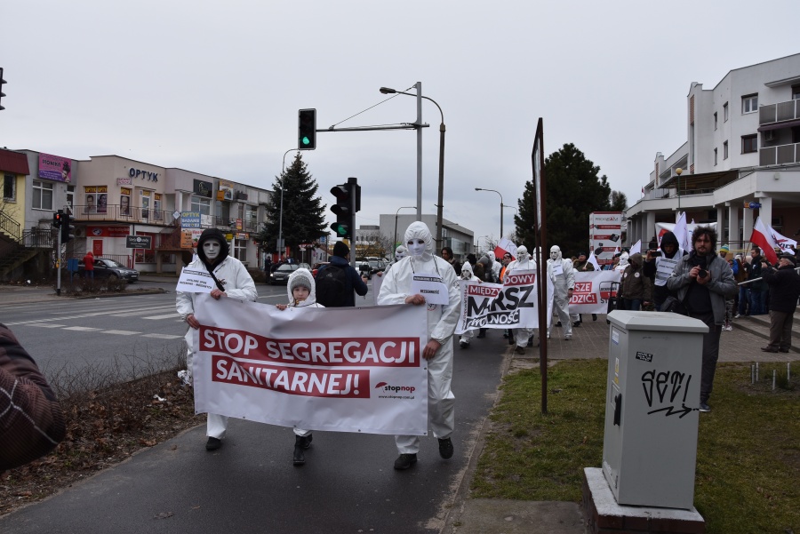 Marsz „Z miłości do wolności”. Po raz drugi w Koninie protestowali przeciwko obostrzeniom i szczepieniom