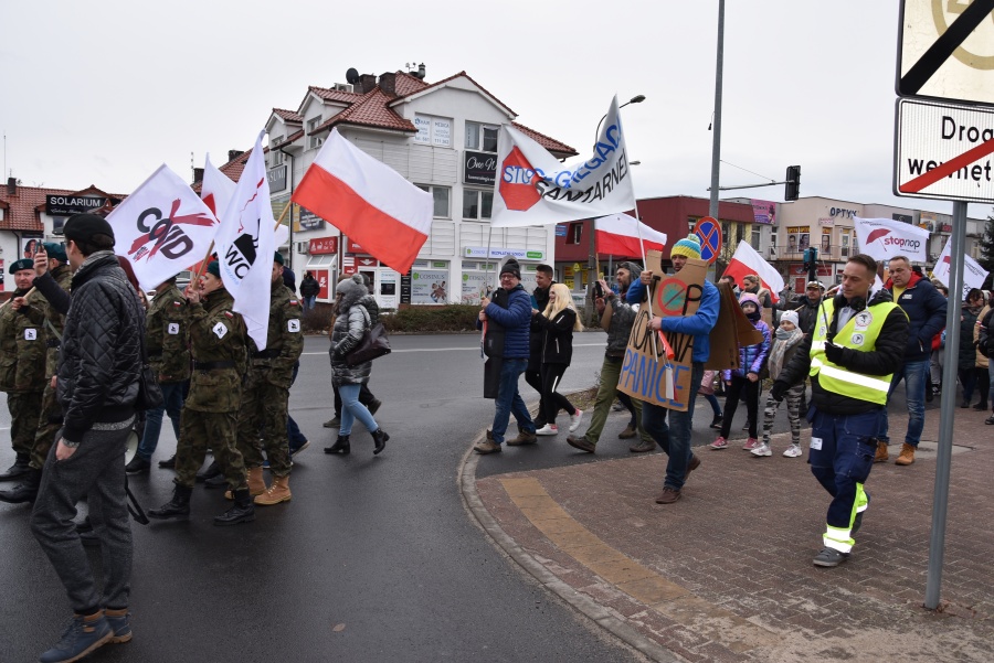 Marsz „Z miłości do wolności”. Po raz drugi w Koninie protestowali przeciwko obostrzeniom i szczepieniom
