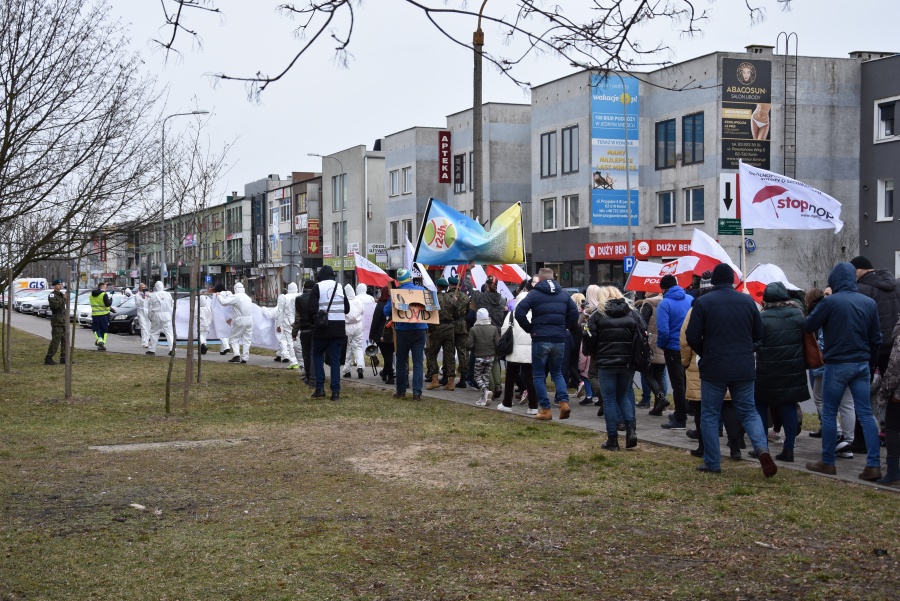 Marsz „Z miłości do wolności”. Po raz drugi w Koninie protestowali przeciwko obostrzeniom i szczepieniom