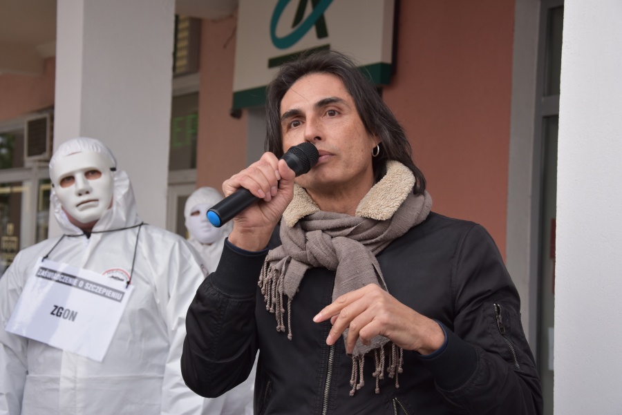 Marsz „Z miłości do wolności”. Po raz drugi w Koninie protestowali przeciwko obostrzeniom i szczepieniom