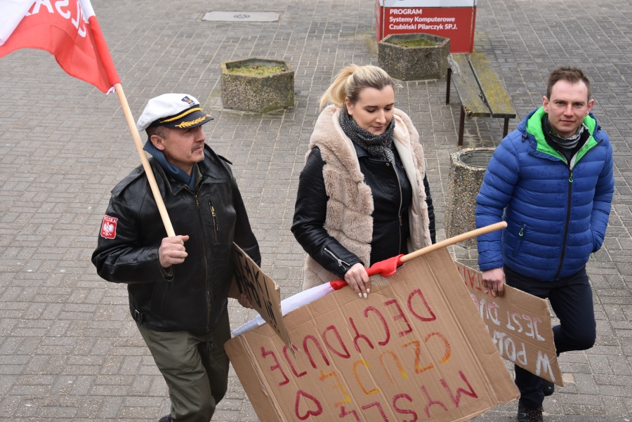 Marsz „Z miłości do wolności”. Po raz drugi w Koninie protestowali przeciwko obostrzeniom i szczepieniom