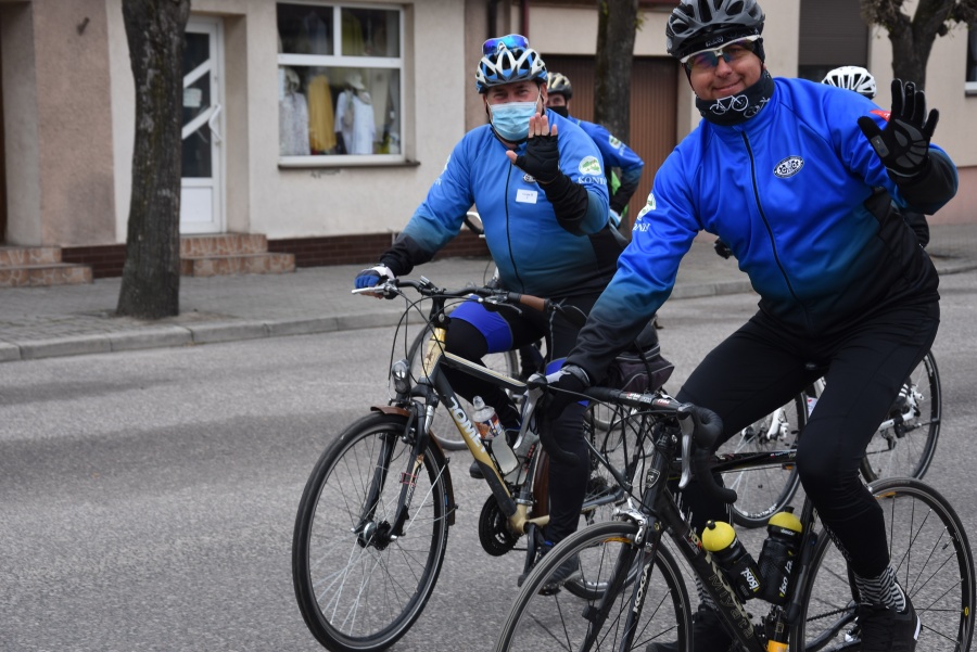 Rychwalska rowerowa majówka rozpoczęła comiesięczne rajdy cyklistów