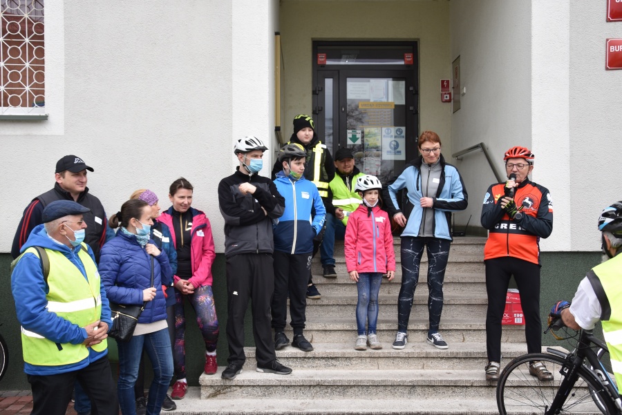 Rychwalska rowerowa majówka rozpoczęła comiesięczne rajdy cyklistów