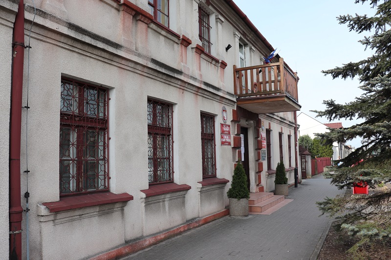 Firmy nie chcą remontować urzędu. Nadaje się tylko do rozbiórki