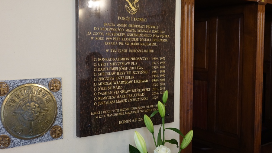 W klasztorze odsłonili tablicę poświęconą proboszczom parafii