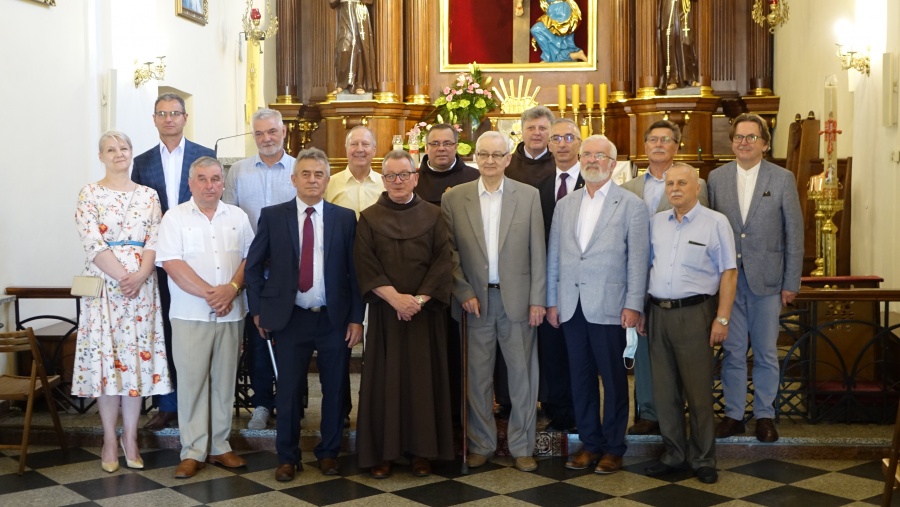 W klasztorze odsłonili tablicę poświęconą proboszczom parafii