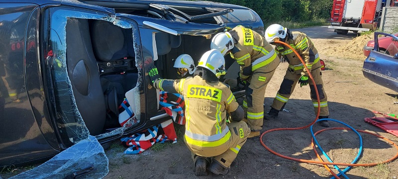 Cięli samochody, ewakuowali poszkodowanych. Ochotnicy ćwiczyli w upale