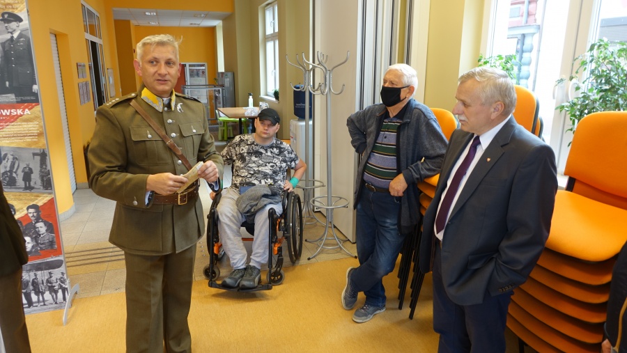 „Bolesna przeszłość wciąż pozostaje ostrzeżeniem dla współczesności”