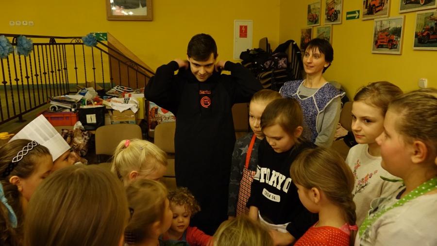 Pod okiem uczestnika programu „Masterchef”. Uczą się przyrządzać pizzę