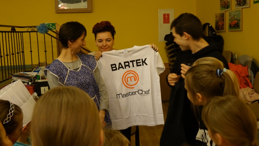 Pod okiem uczestnika programu „Masterchef”. Uczą się przyrządzać pizzę