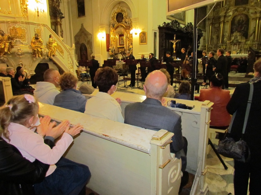 Urzekający kameraliści Orkiestry Filharmonii Poznańskiej w pięknym Lądzie