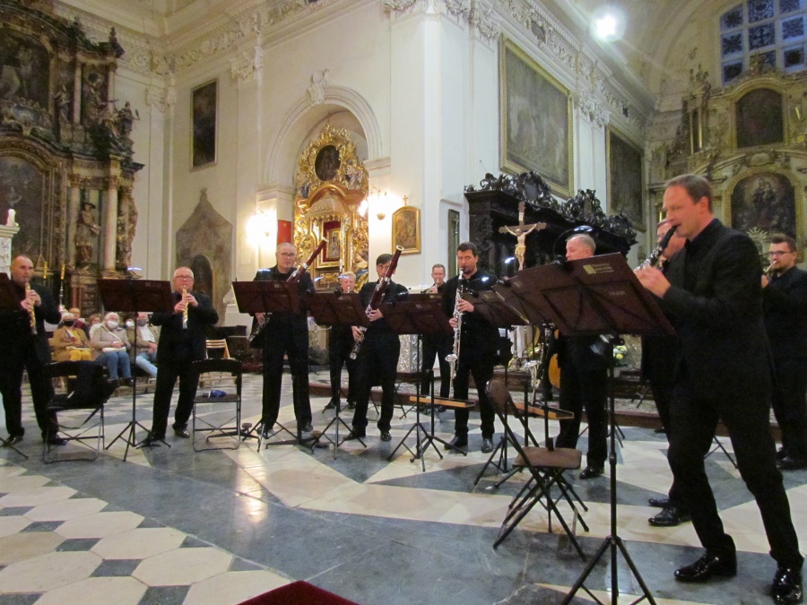 Urzekający kameraliści Orkiestry Filharmonii Poznańskiej w pięknym Lądzie