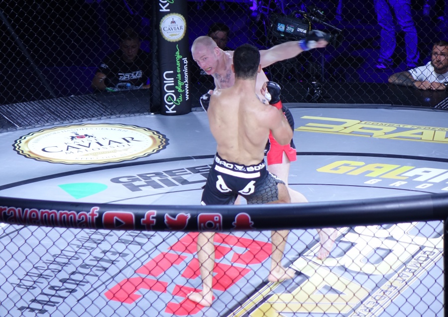 Międzynarodowa gala MMA za nami. 18 fighterów z całego świata walczyło w Koninie