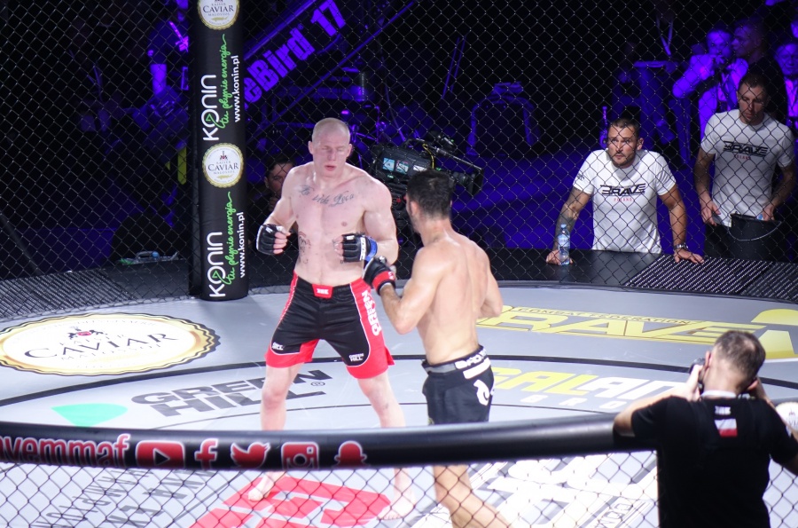 Międzynarodowa gala MMA za nami. 18 fighterów z całego świata walczyło w Koninie