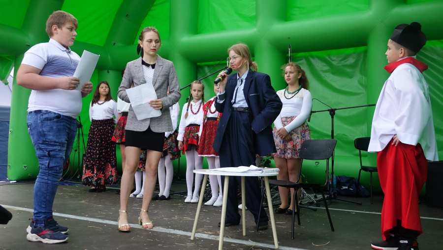 To już dziewiąty Jarmark Ochweśnicki. Dziewięć Kół Gospodyń Wiejskich wzięło udział w konkursie kulinarnym