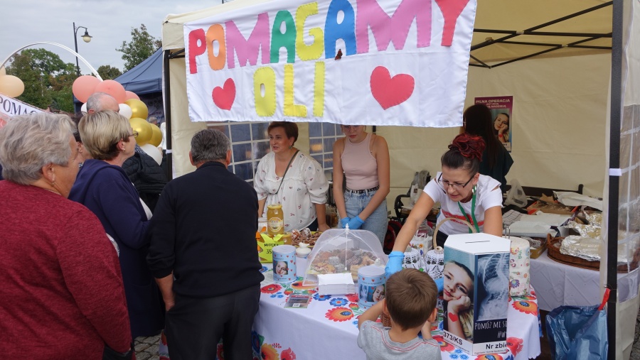 To już dziewiąty Jarmark Ochweśnicki. Dziewięć Kół Gospodyń Wiejskich wzięło udział w konkursie kulinarnym