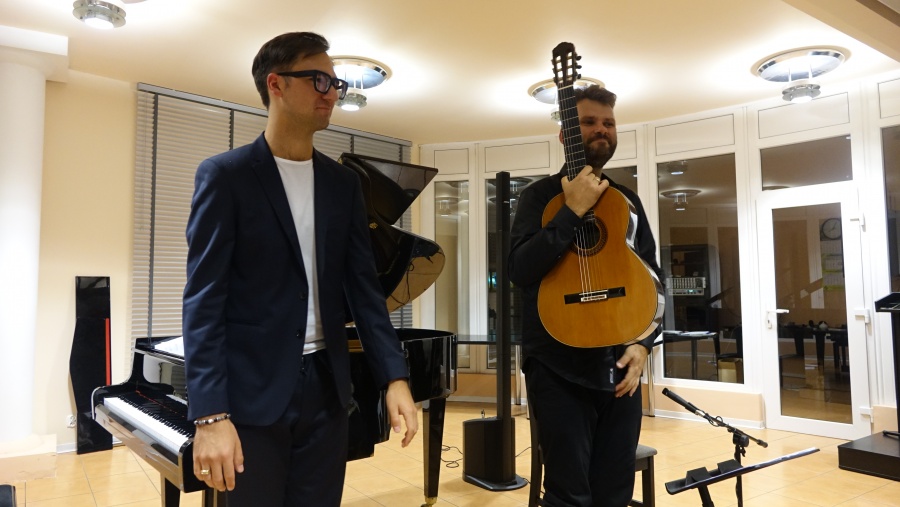 Łukasz Kuropaczewski, Aleksander Dębicz i „Adela” w Ratuszu. To był rewelacyjny koncert