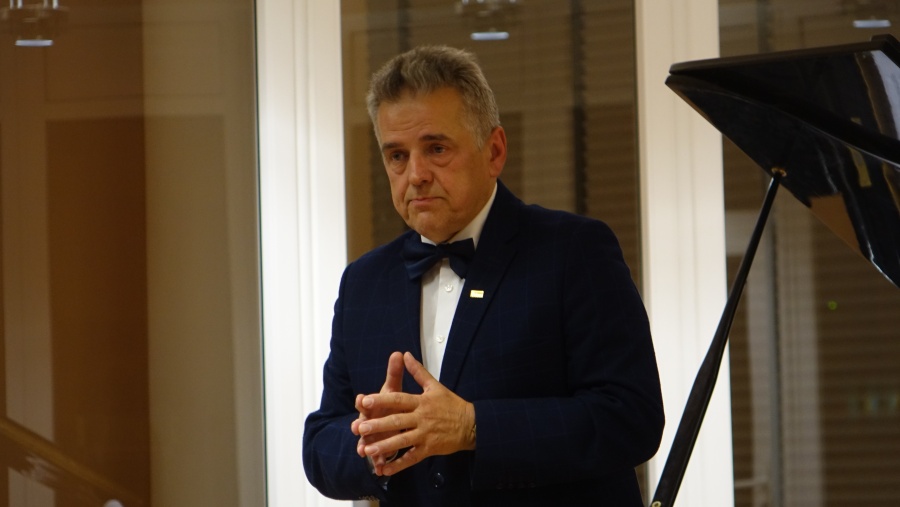 Łukasz Kuropaczewski, Aleksander Dębicz i „Adela” w Ratuszu. To był rewelacyjny koncert