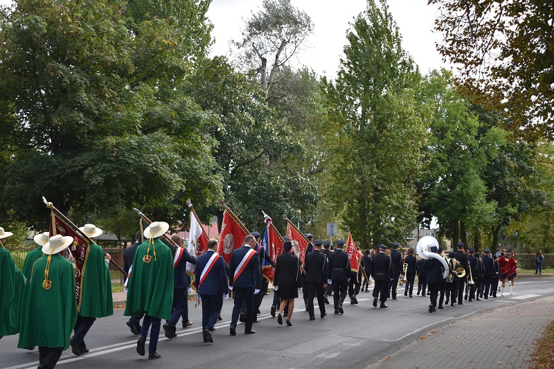 Rada Powiatowa Wielkopolskiej Izby Rolniczej ze sztandarem. „Ten dzień przejdzie do historii”