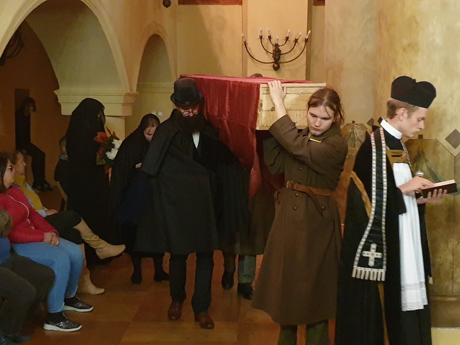 Powiew łódzkiej przedwojennej awangardy w konińskiej synagodze. Spektakl na bis