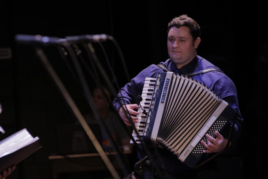 Śpiew to dla seniorów recepta na pogodę ducha i radość życia. Koncert dla miasta