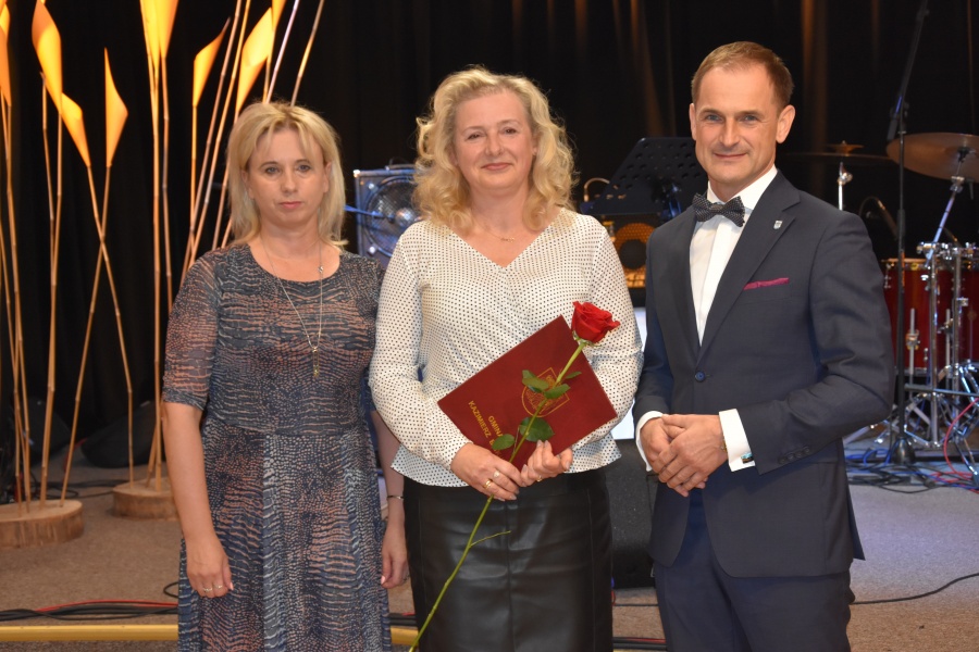 Dzień Edukacji Narodowej w Kazimierzu Biskupim. – Dziękuję za uczenie szacunku dla drugiego człowieka – mówił wójt
