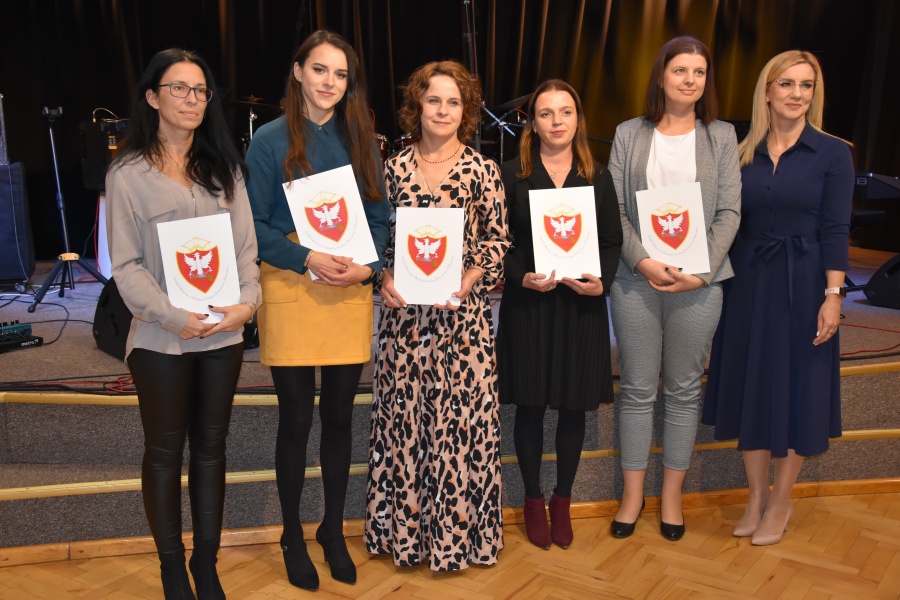 Dzień Edukacji Narodowej w Kazimierzu Biskupim. – Dziękuję za uczenie szacunku dla drugiego człowieka – mówił wójt
