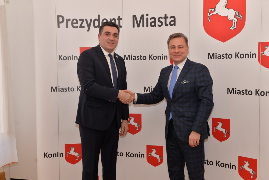 TYLKO U NAS. Ambasador Gruzji odwiedził Konin. Jaki był cel jego wizyty?